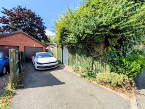 Photo 18- click for photo gallery